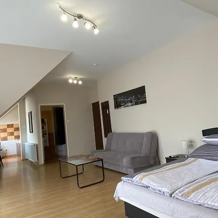 Korall Apartment *