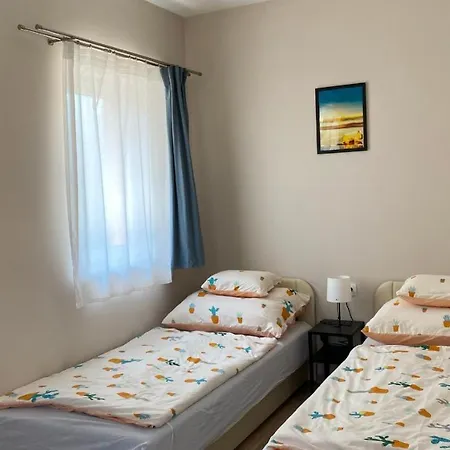 Korall Apartment *