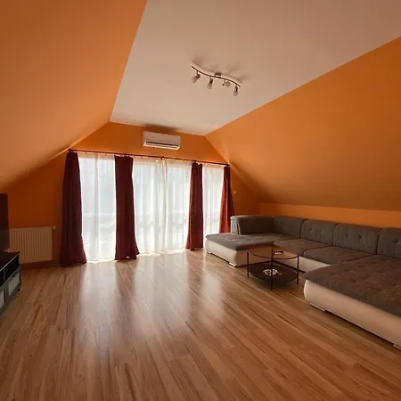 Korall Balatonfůzfő