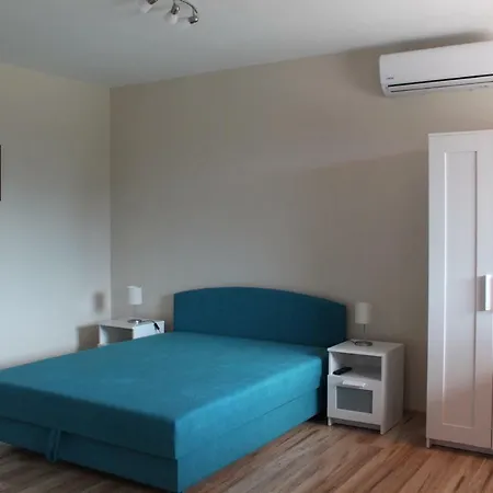 شقة Korall Balatonfůzfő