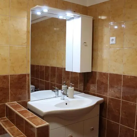 Korall Apartment Balatonfůzfő