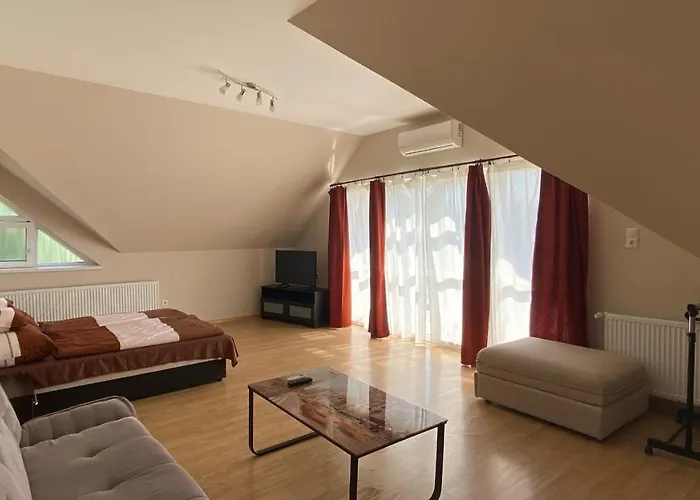 Korall Apartment *